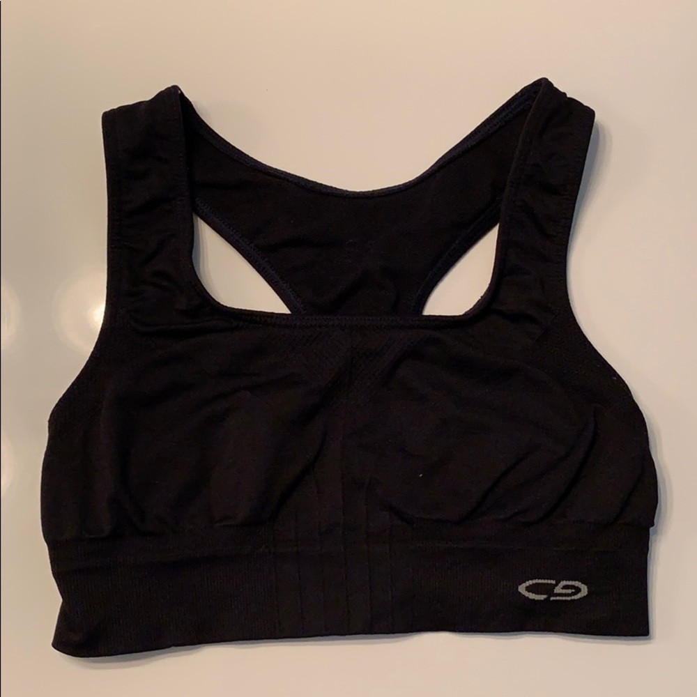 Black sports bra